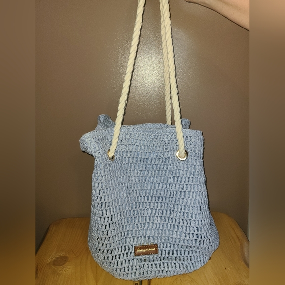 Tommy Bahama tote - Picture 2 of 6